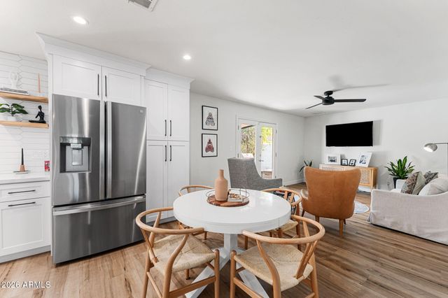 2021 S SAGUARO Circle, Mesa, AZ 85202