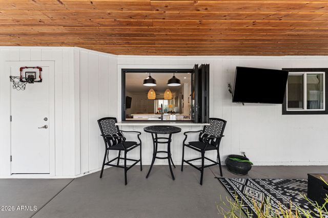 2021 S SAGUARO Circle, Mesa, AZ 85202