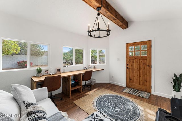 2021 S SAGUARO Circle, Mesa, AZ 85202