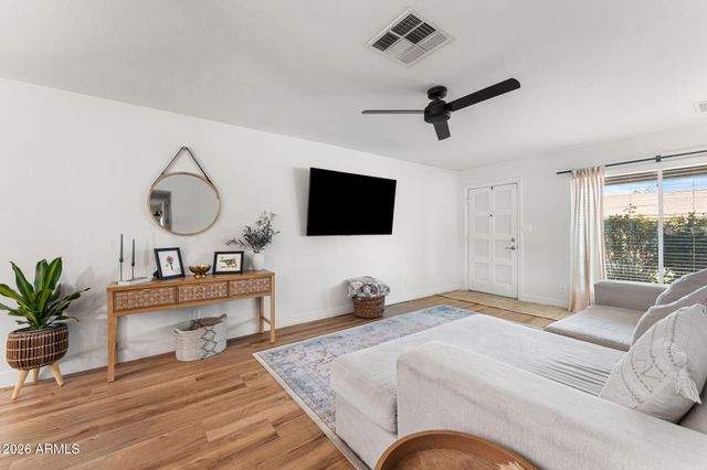 2021 S SAGUARO Circle, Mesa, AZ 85202