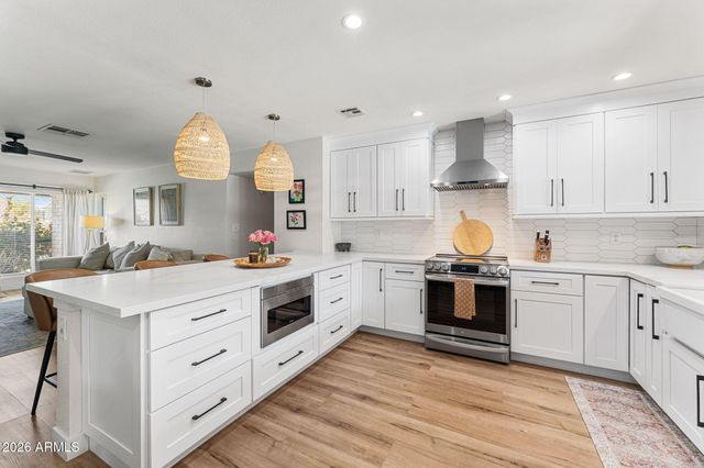 2021 S SAGUARO Circle, Mesa, AZ 85202