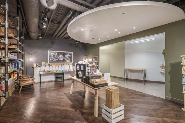 166 S Kalamazoo Mall A, Kalamazoo, MI 49007