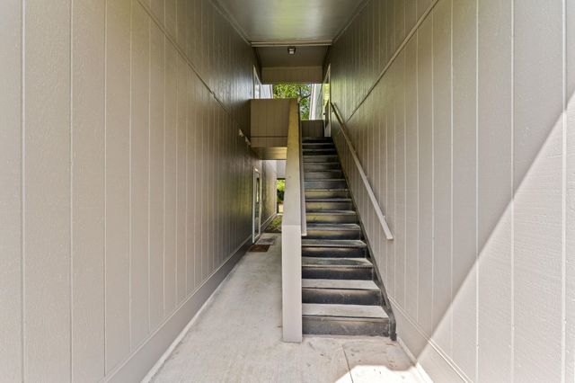 10301 N Kings Hwy Apt 15-6, Myrtle Beach, SC 29572