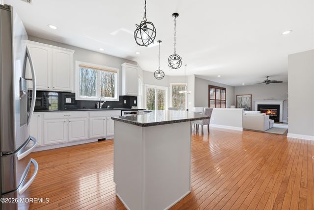 9 Sugar Loaf Hill, Millstone, NJ 08510