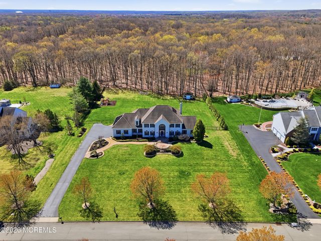 9 Sugar Loaf Hill, Millstone, NJ 08510