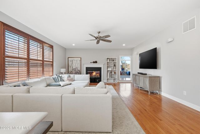 9 Sugar Loaf Hill, Millstone, NJ 08510