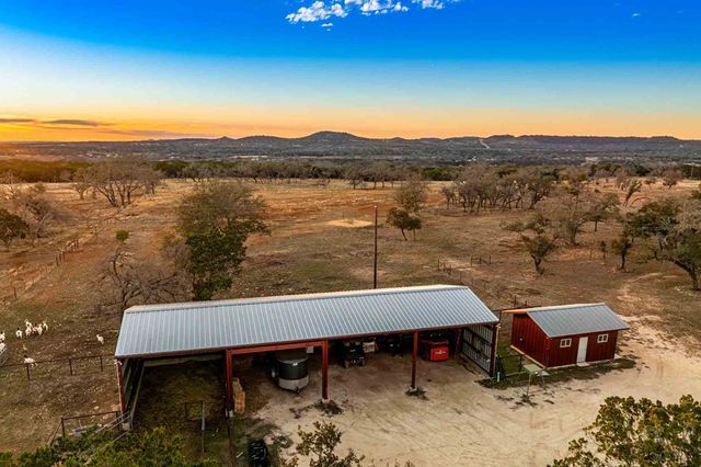 505 FM 473, Comfort, TX 78013