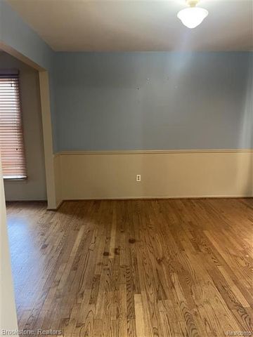 28917 Ramblewood Drive, Farmington, MI 48334