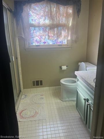 28917 Ramblewood Drive, Farmington, MI 48334