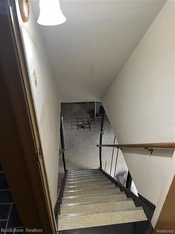 28917 Ramblewood Drive, Farmington, MI 48334