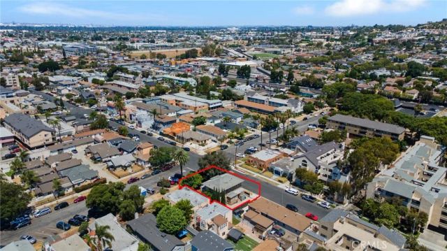 1636 N Stanton, Long Beach, CA 90804