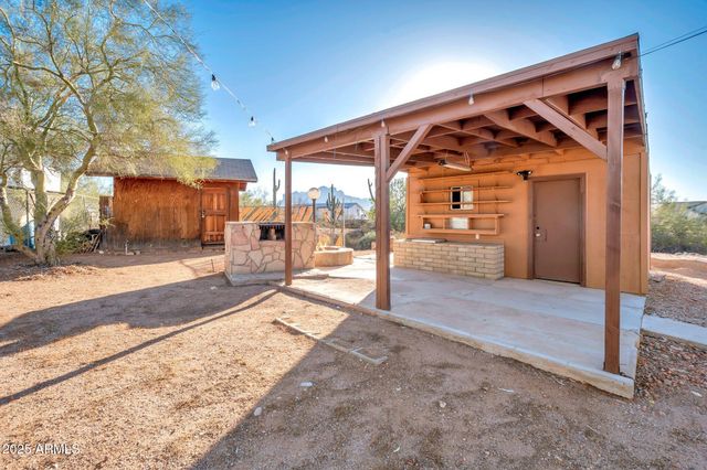 4253 N PLAZA Drive, Apache Junction, AZ 85120