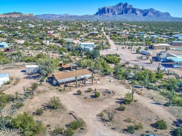 4253 N PLAZA Drive, Apache Junction, AZ 85120