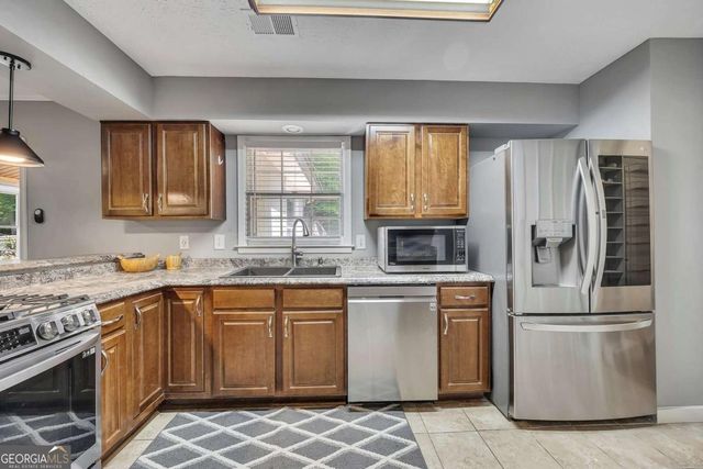 3105 Highland Drive SE, Smyrna, GA 30080