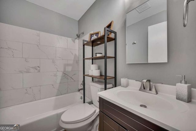 3105 Highland Drive SE, Smyrna, GA 30080