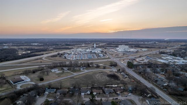 3000 E Houston Street, Broken Arrow, OK 74014