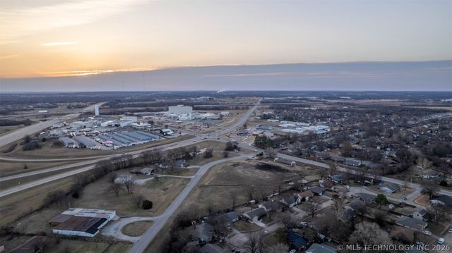 3000 E Houston Street, Broken Arrow, OK 74014