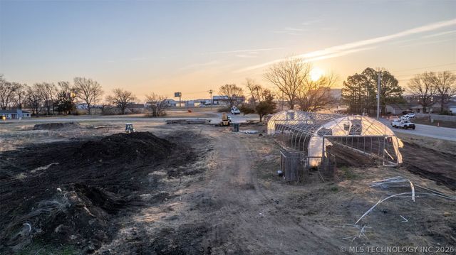 3000 E Houston Street, Broken Arrow, OK 74014