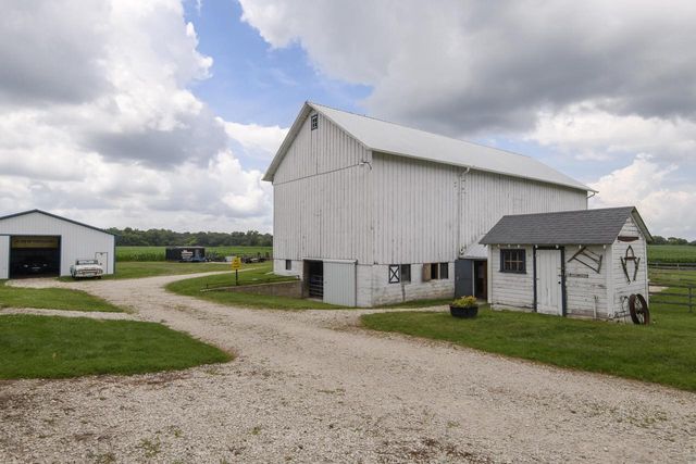 N9265 Highway 67, East Troy, WI 53120
