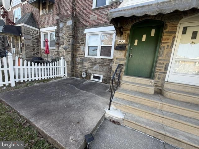 806 EATON RD, Drexel Hill, PA 19026