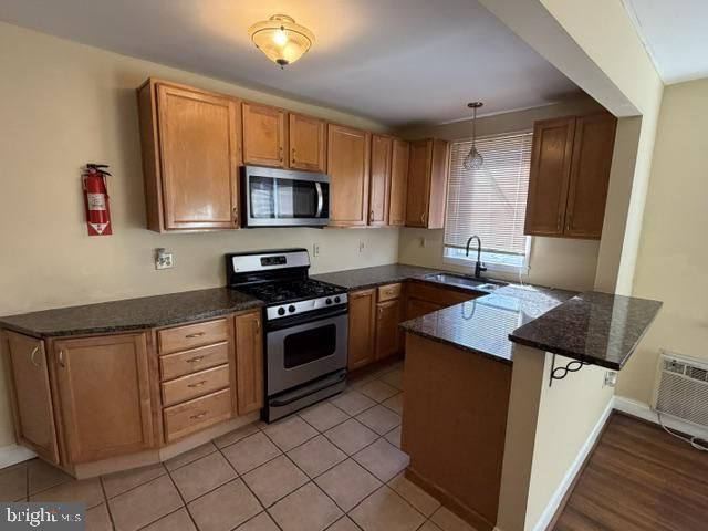806 EATON RD, Drexel Hill, PA 19026
