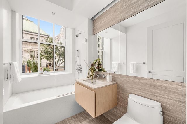 1 Wall St Apt 2612, New York City, NY 10005