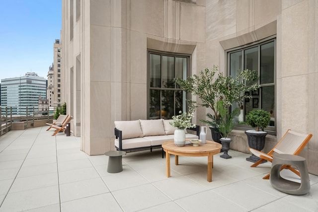 1 Wall St Apt 2612, New York City, NY 10005
