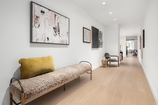 1 Wall St Apt 2612, New York City, NY 10005