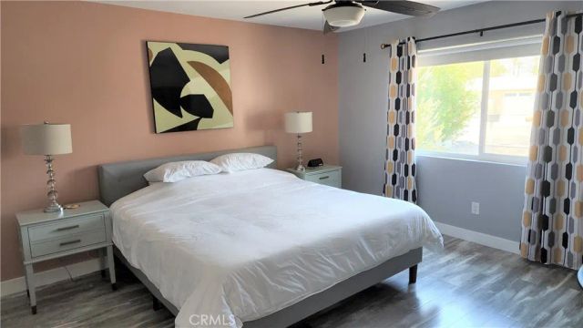 2098 N San Clemente Road, Palm Springs, CA 92262