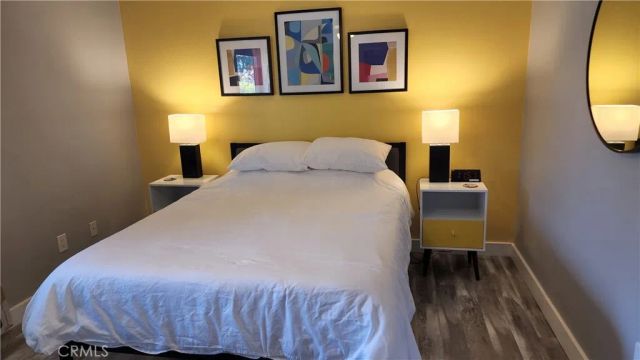 2098 N San Clemente Road, Palm Springs, CA 92262