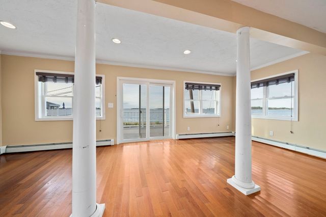 2 Caldwell St, Weymouth, MA 02191