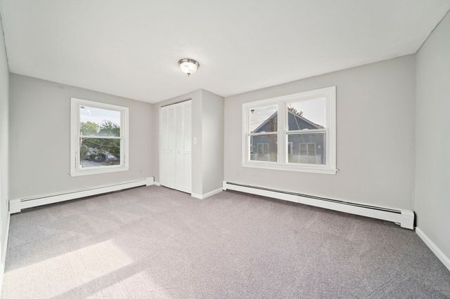 2 Caldwell St, Weymouth, MA 02191