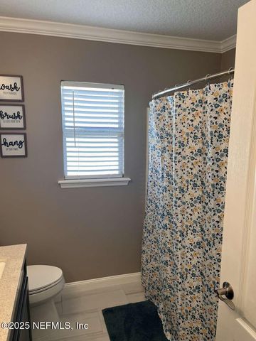1684 HOLLOW GLEN Drive, Middleburg, FL 32068
