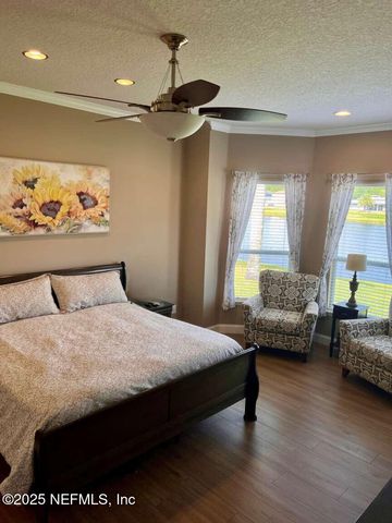 1684 HOLLOW GLEN Drive, Middleburg, FL 32068