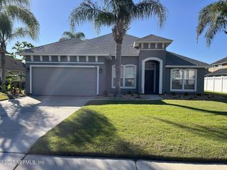 1684 HOLLOW GLEN Drive, Middleburg, FL 32068