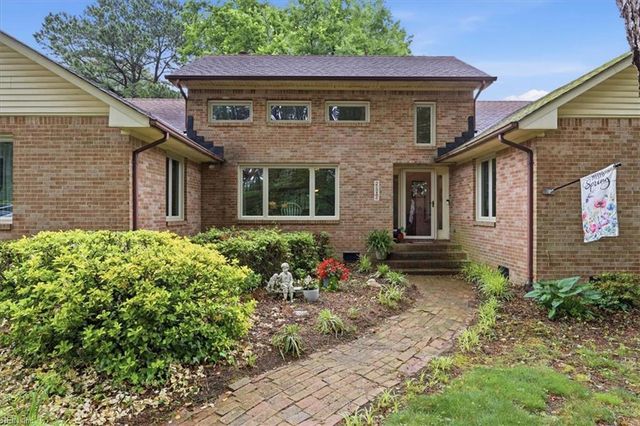 5204 Lake Shores RD, Virginia Beach, VA 23455