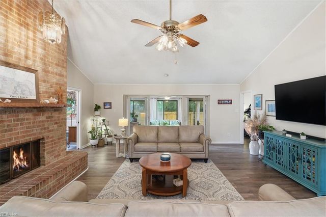 5204 Lake Shores RD, Virginia Beach, VA 23455