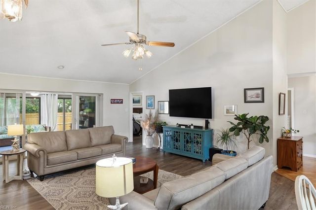 5204 Lake Shores RD, Virginia Beach, VA 23455
