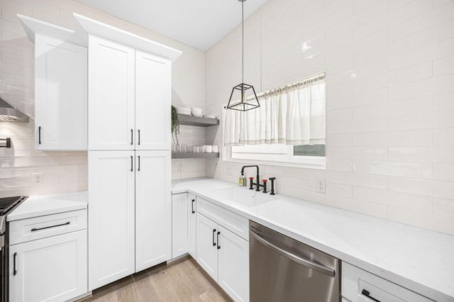 317 Sikes Street, Houston, TX 77018