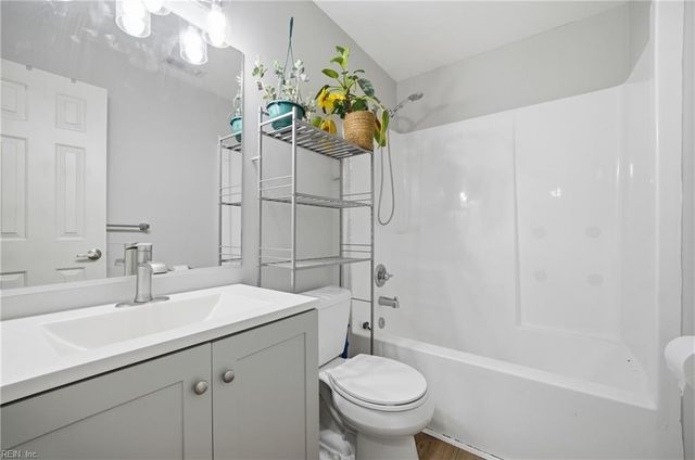 4924 Willow Pointe LN, Virginia Beach, VA 23464