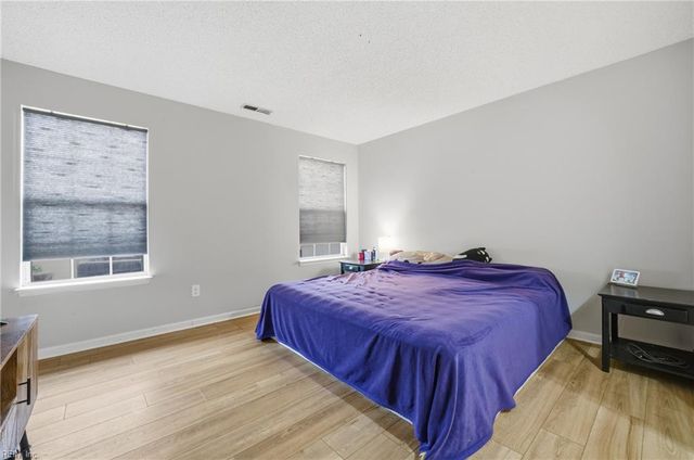 4924 Willow Pointe LN, Virginia Beach, VA 23464