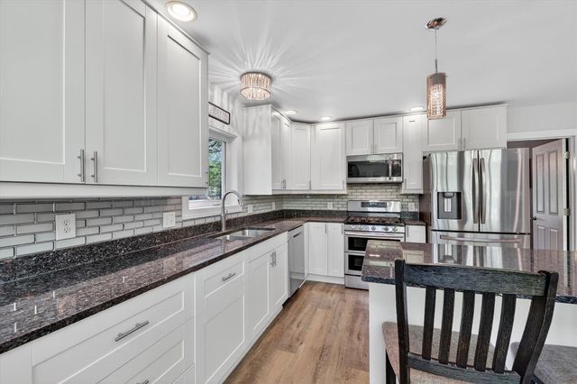 13679 Deer Creek Drive, South Haven, MI 49090
