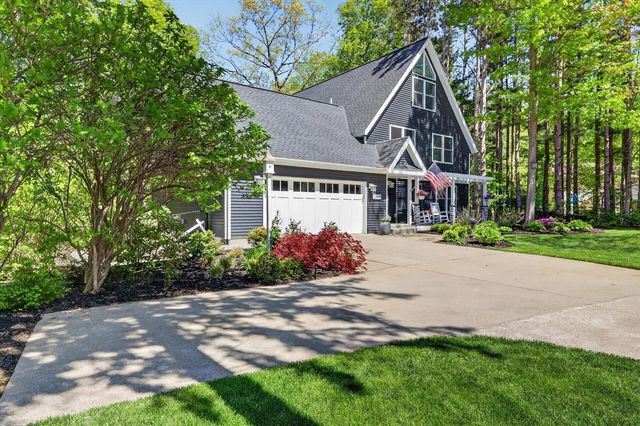 13679 Deer Creek Drive, South Haven, MI 49090