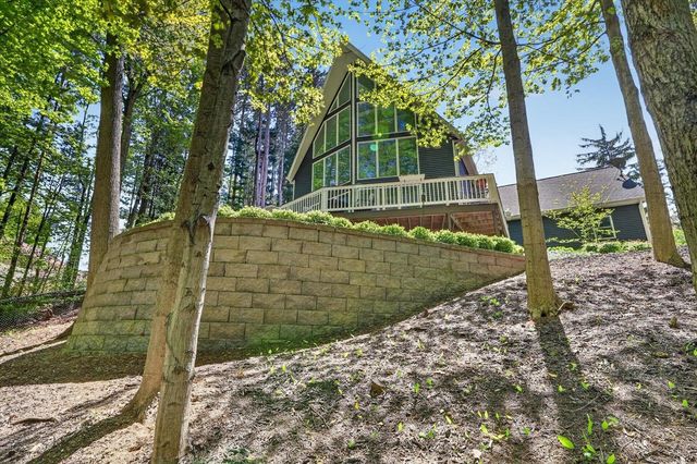 13679 Deer Creek Drive, South Haven, MI 49090