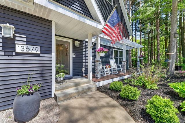 13679 Deer Creek Drive, South Haven, MI 49090