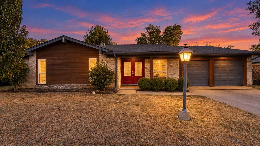 1800 Lexington Place, Bedford, TX 76022 — exterior