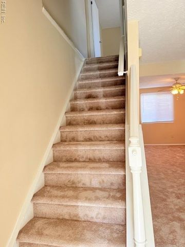 25 Christine CT, Hampton, VA 23666