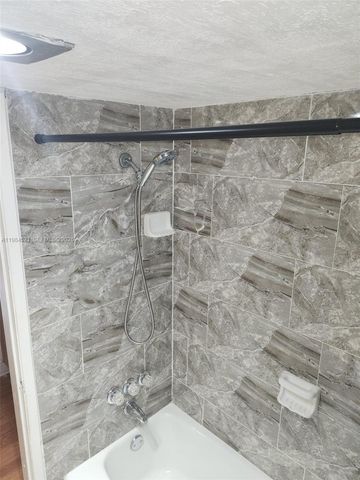 14901 SW 4th St 14A, Pembroke Pines, FL 33027