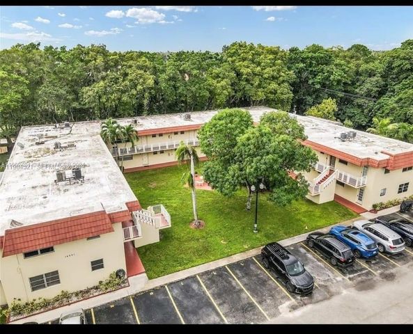 14901 SW 4th St 14A, Pembroke Pines, FL 33027