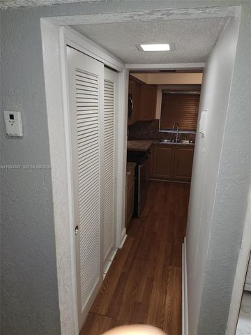 14901 SW 4th St 14A, Pembroke Pines, FL 33027